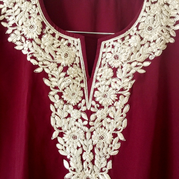 Embroidered Maroon Kurti - Picture 4 of 8